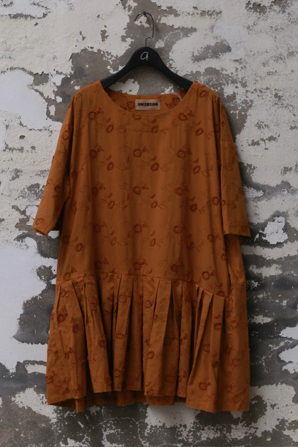 UNISECON 25 Spring/Summer Short Sleeve Round Neck Asymmetric Pleated Top USC-U11W42-JH Turmeric U11W43